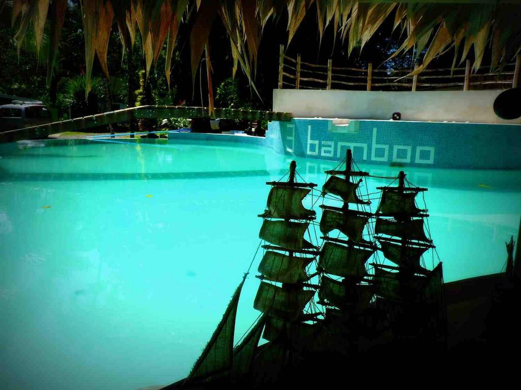 3 Bamboo Eco Lodge Cahuita Kamer foto