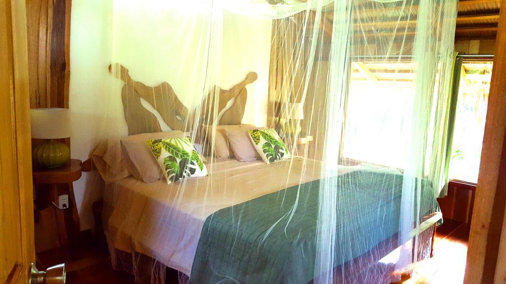 3 Bamboo Eco Lodge Cahuita Buitenkant foto