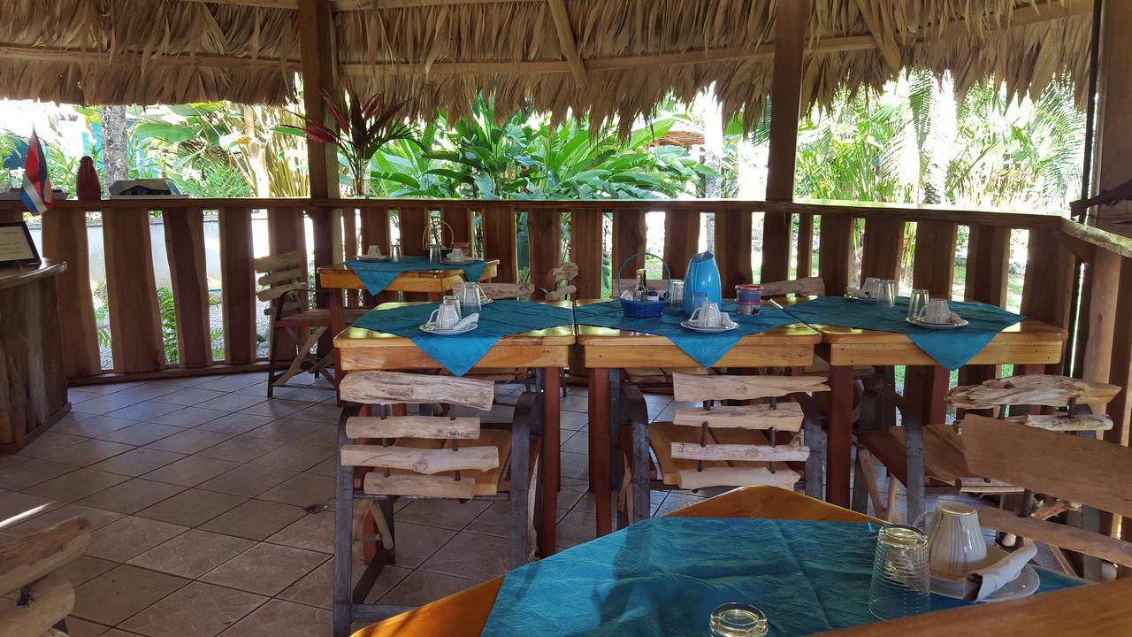 3 Bamboo Eco Lodge Cahuita Buitenkant foto