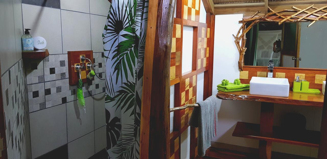 3 Bamboo Eco Lodge Cahuita Buitenkant foto
