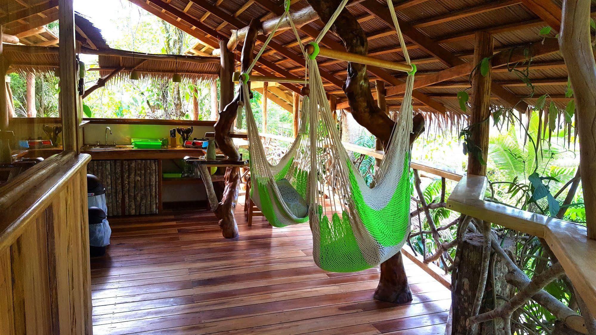 3 Bamboo Eco Lodge Cahuita Buitenkant foto